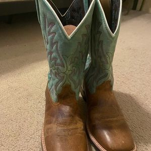 Women’s Laredo Turquoise Cowboy boots